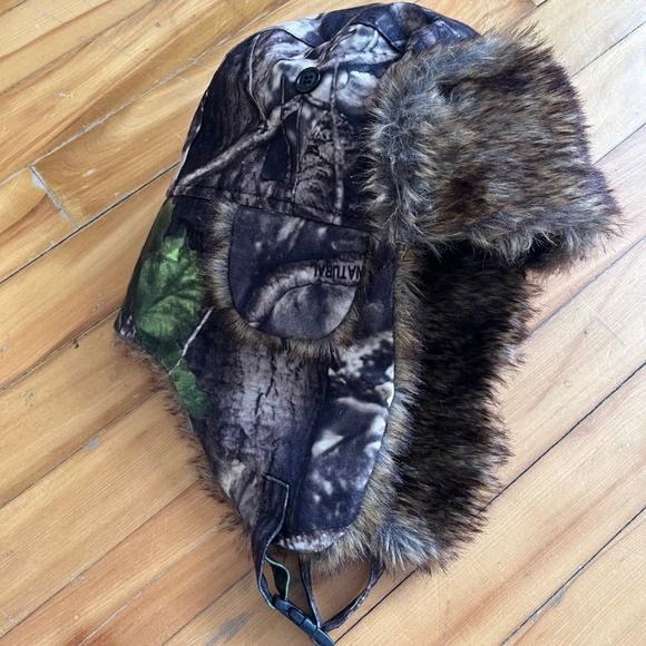 Jackfield Camouflage Trapper Hat Faux Fur Lined Ear Flaps Buckle Closure - Picture 2 of 7